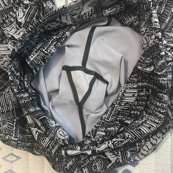 Lululemon Wunder Train High-Rise Tight 25" in Tear It Up Alpine White Black - Picture 8 of 9